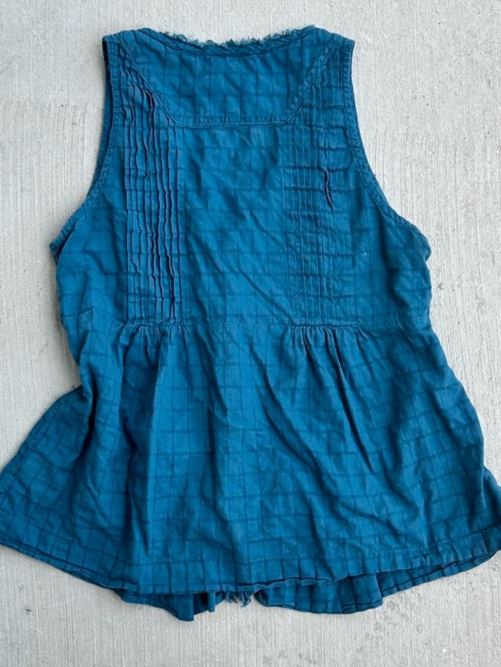 Maeve Teal Button-Front Ruffled Tank Top - Picture 3 of 3